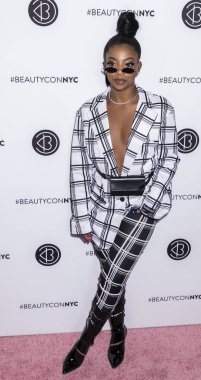 Dearra Beautycon Festivali katılır