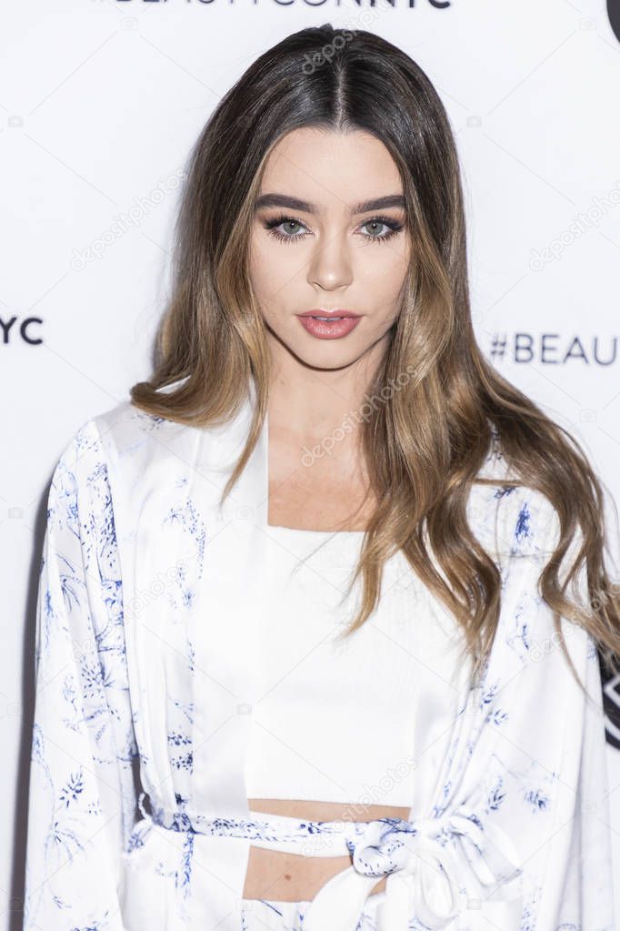 Sierra Furtado attends Beautycon Festival – Stock Editorial Photo