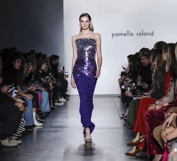 Pamella Roland Fw 2020 — Foto de Stock