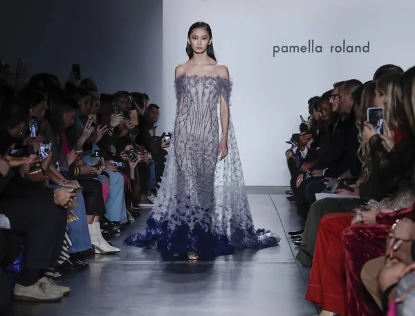 Pamella Roland Fw 2020 — Stockfoto