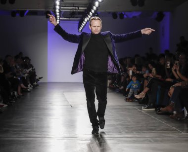 Mavi Ceket Moda Şovu 2020