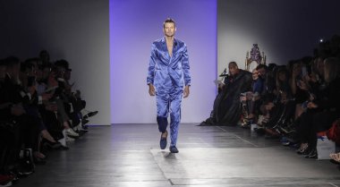 Mavi Ceket Moda Şovu 2020