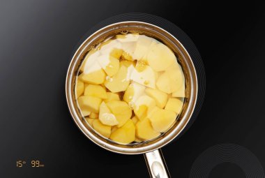tavada pişmiş patates