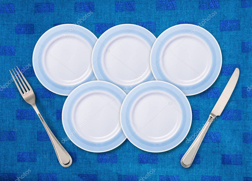 Five white plates 