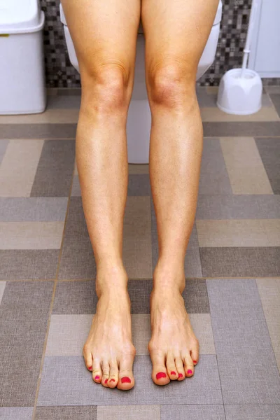 Legs of the young woman — Stock Photo, Image