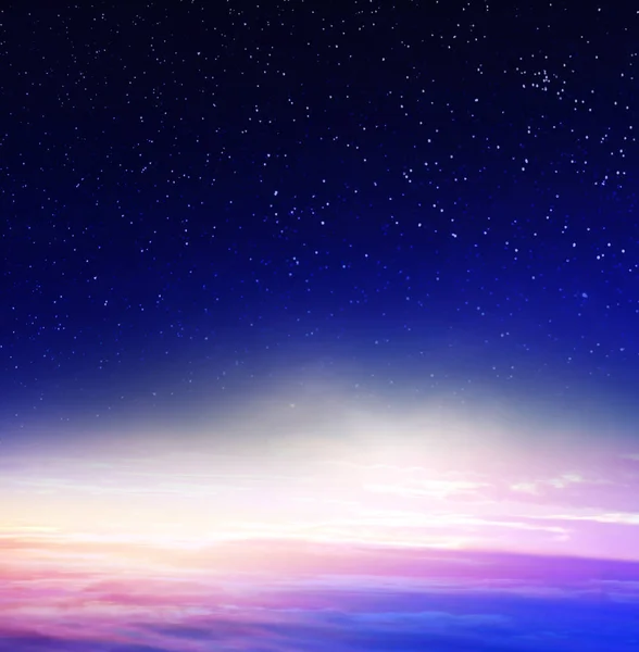 Голубое ночное небо — стоковое фото
