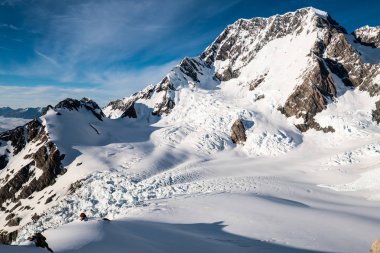 Cook / Aoraki Dağı, Yeni Zelanda / Aotearoa 'nın en yüksek dağı.