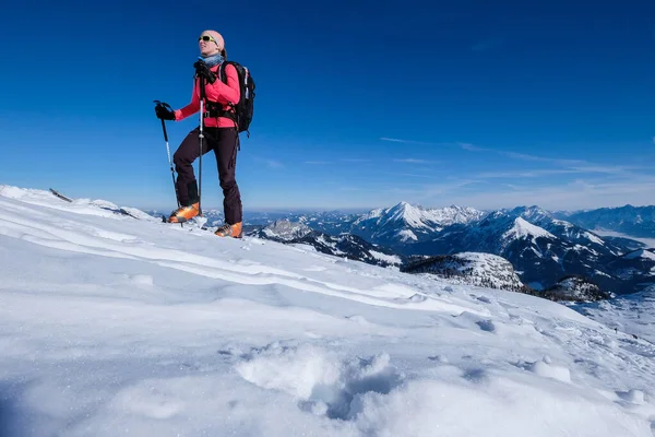 Passeio de esqui alpino na Áustria — Fotografia de Stock