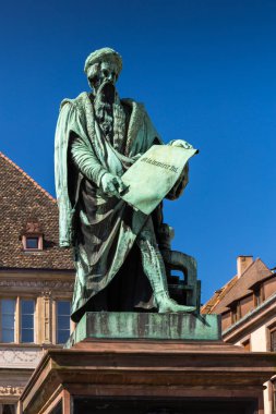 Johannes Gutenberg Strazburg heykeli