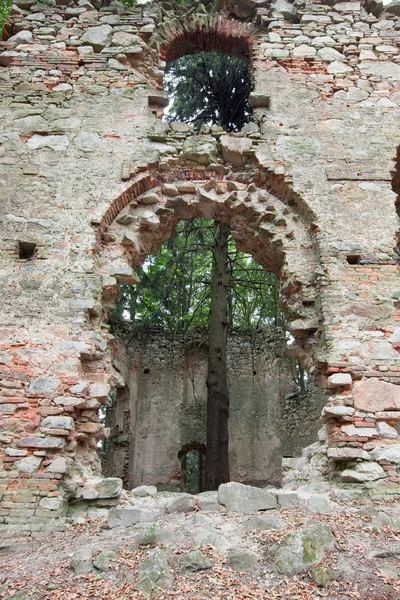 Ruins of the Baroque chapel of Saint Mary Magdalene — Stock Photo, Image