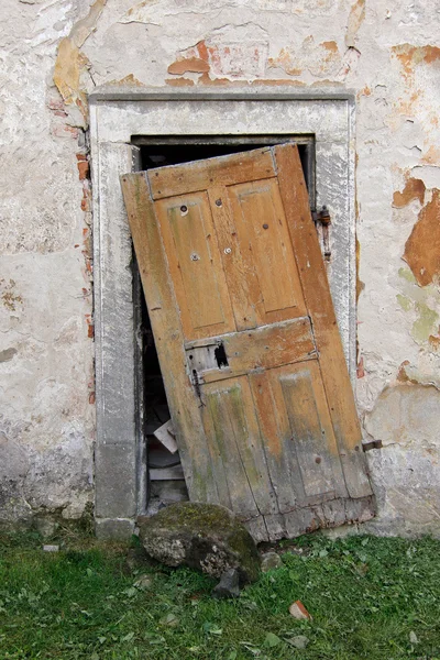 Really broken door — Stock Photo, Image