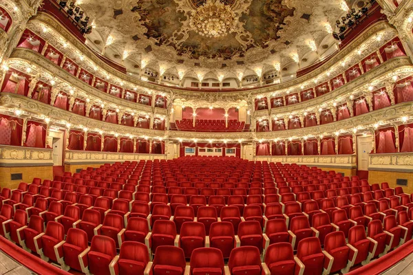 Auditorium vide du grand théâtre — Photo