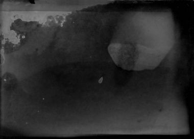 Yanlış geliştirilen eski ve hasarlı fotoğraf kağıdı