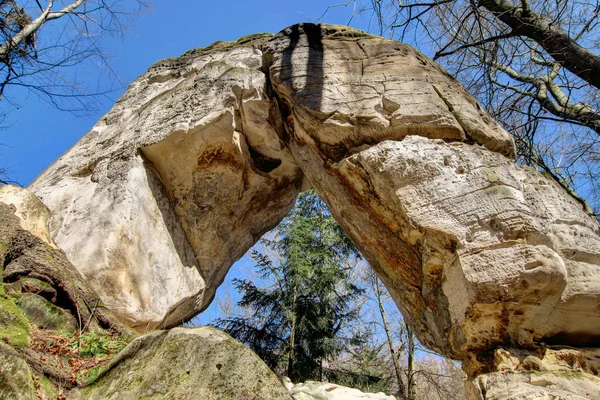 Arco de rocha natural em Bohemian Paradise — Fotografia de Stock