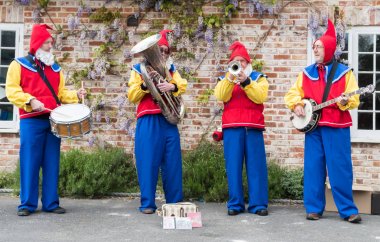 Street musicians at Downton Cuckoo Fair clipart