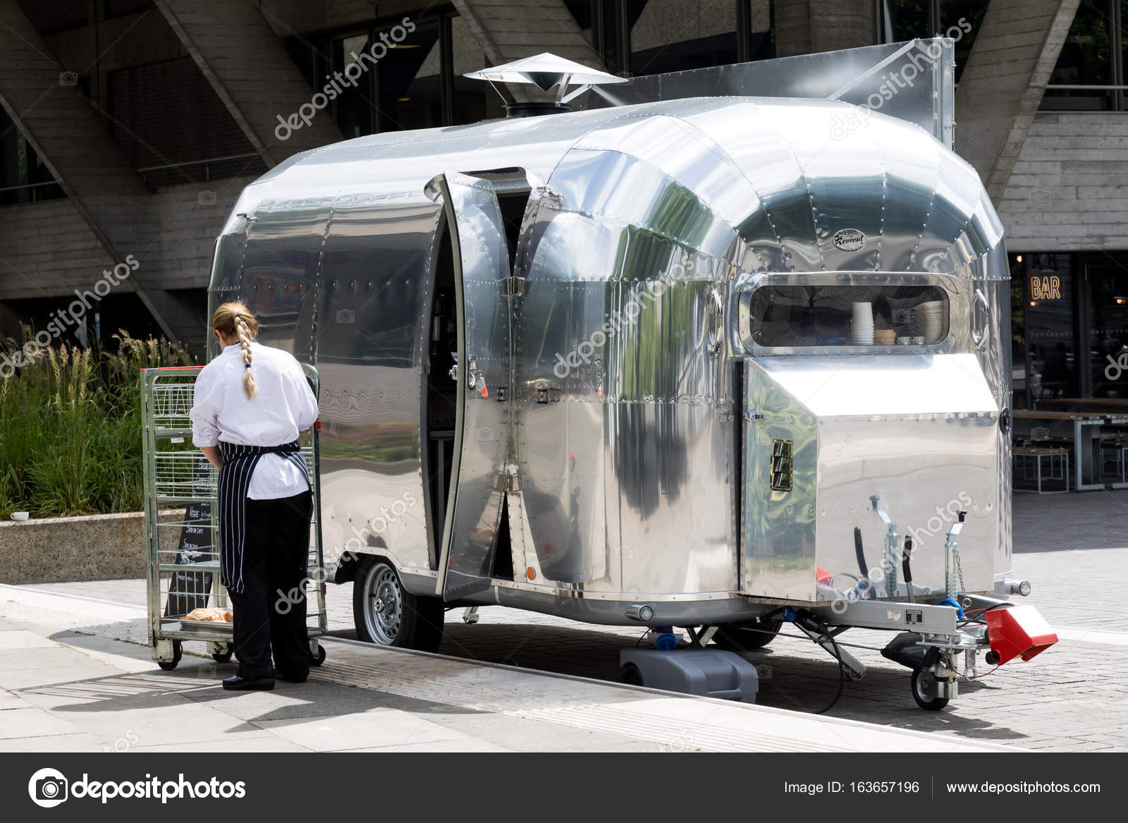 Airstream Food Truck On South Bank Stock Editorial Photo