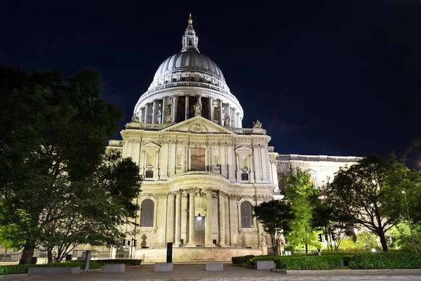 Osvětlené Přední Fasáda Pauls Cathedral Noci Kultovní Londýnské Turistické Atrakce — Stock fotografie