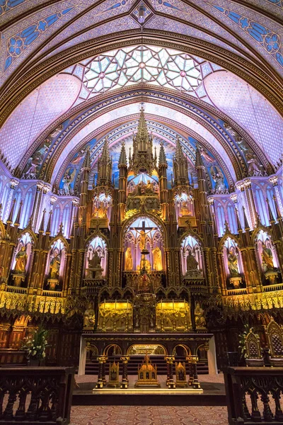 Interieur van de basiliek van Notre-Dame in Montreal — Stockfoto
