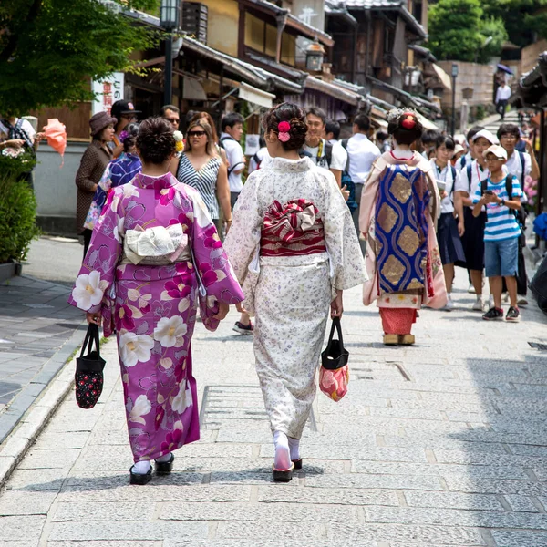 Kyoto Japán Június 2016 Gésa Történelmi Utcáin Sétálva — Stock Fotó