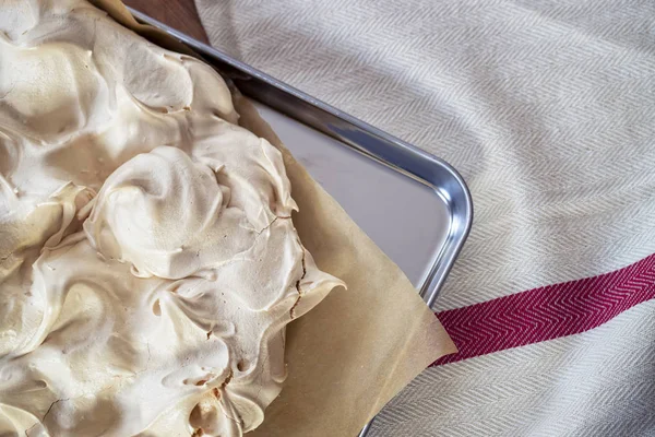 Cuisson Base Meringue Pour Dessert Pavlova Meringue Fraîche Avec Dessus — Photo