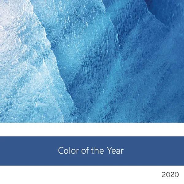 Kleur Van Het Jaar 2020 Een Achtergrond Van Blauw Ijs — Stockfoto