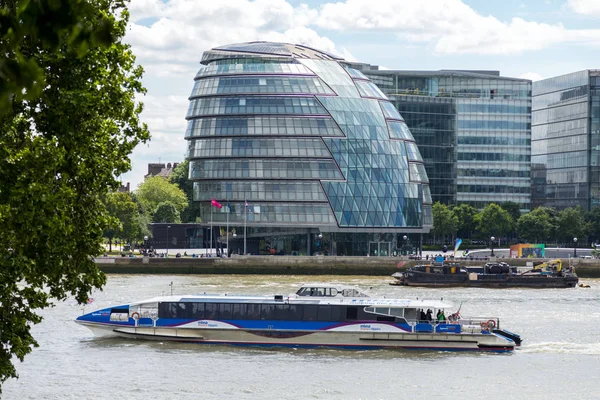 London Egyesült Királyság 2017 Június Egy Sétahajó Temze Folyón Londoni — Stock Fotó