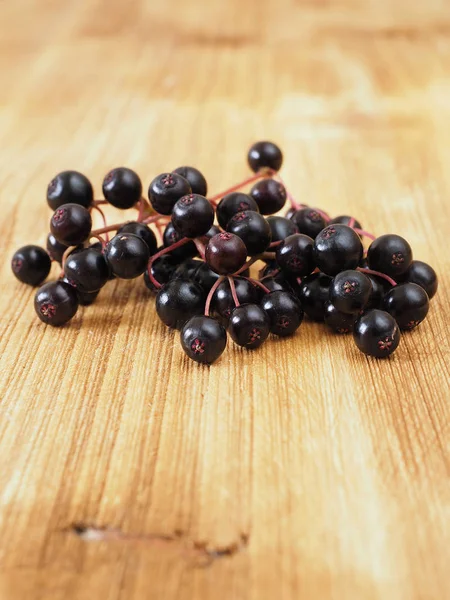 Sambucus Nigra Fresco Sul Legno — Foto Stock