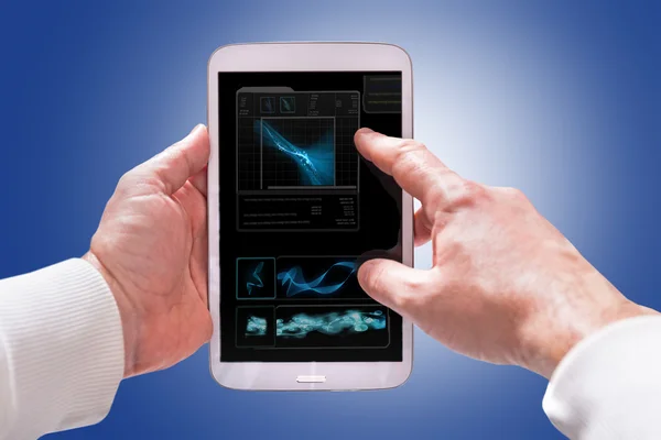 Komputer typu tablet z ekranem dotykowym — Zdjęcie stockowe