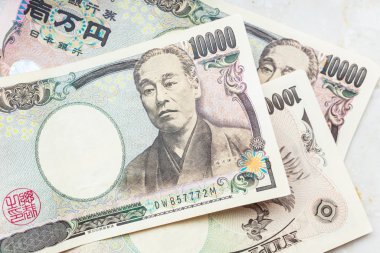 Japonca yen banknotlar