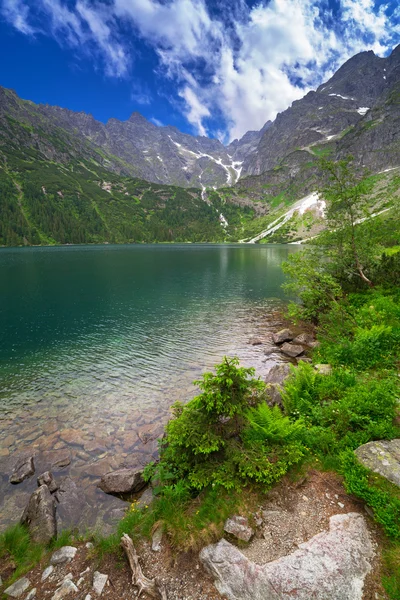 Occhio del Mare lago in montagna Tatra — Foto Stock