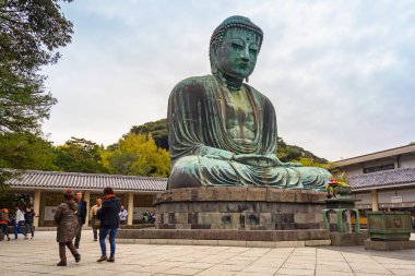Büyük Buda, Kamakura, Japonya heykeli turist