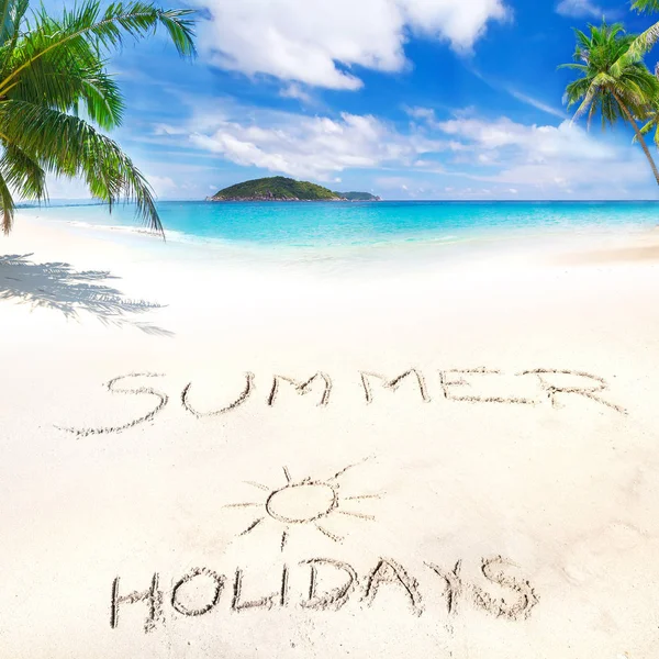 Vacances d'été sur la plage — Photo