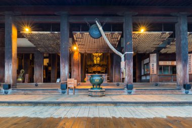 Şafakta, Japonya Kyoto Kiyomizu-Dera Budist tapınağı