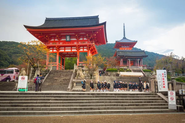 Архітектура Kiyomizu Дера буддійський храм в Кіото, Японія — стокове фото
