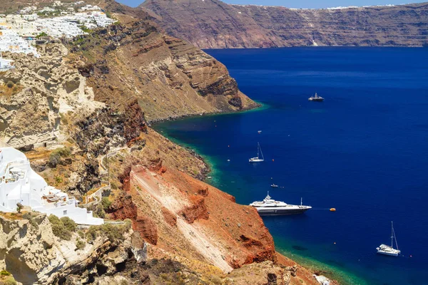 Volcanic scenery of Santorini island — Stock Photo, Image