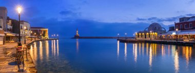 Eski Venedik port of Chania gece, Crete