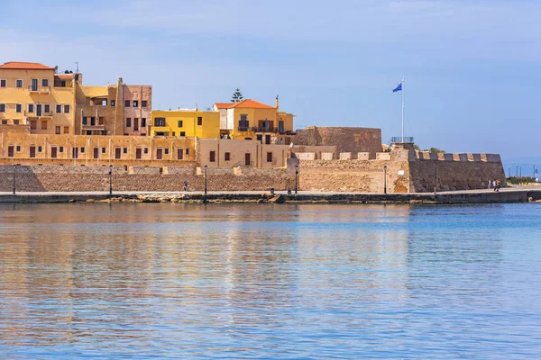 Porto veneziano velho de Chania em Creta — Fotografia de Stock