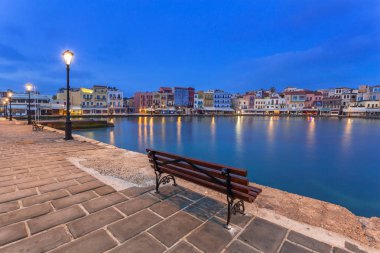 Eski Venedik port of Chania gece, Crete