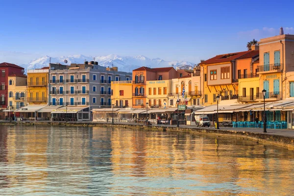 Stary wenecki port Chania o wschodzie słońca, Crete — Zdjęcie stockowe