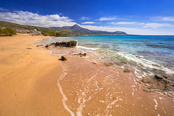 Пейзаж пляжа Фалассарна на Крите — стоковое фото