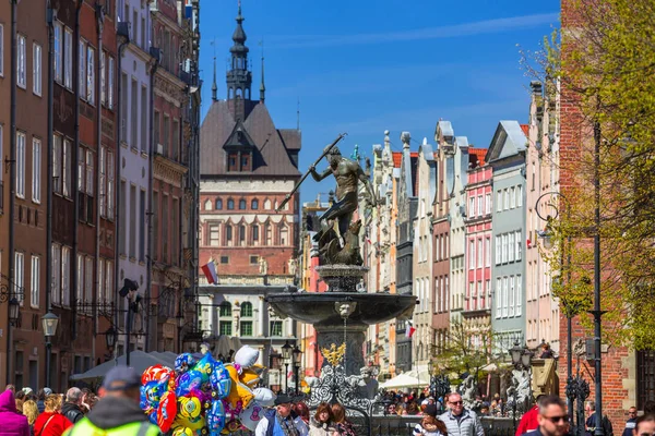Fonte do Netuno na cidade velha de Gdansk, Polônia — Fotografia de Stock