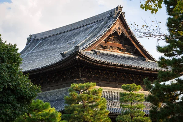 Tradiční japonská střecha — Stock fotografie