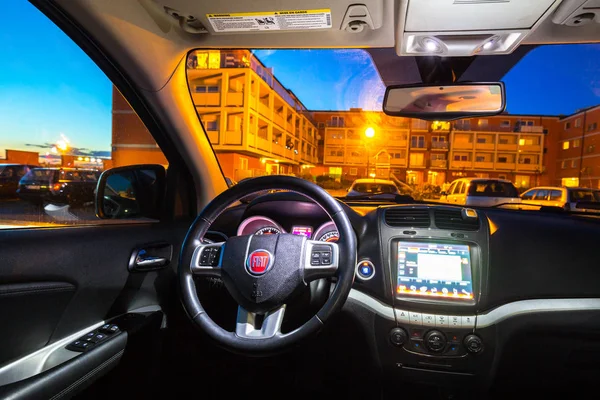 Interior of Fiat Freemont SUV car — Stock Photo, Image