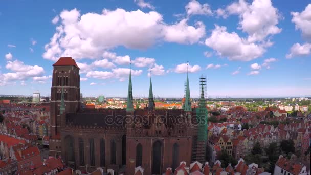 Flygfoto över gamla stan i timelapse, Gdansk — Stockvideo
