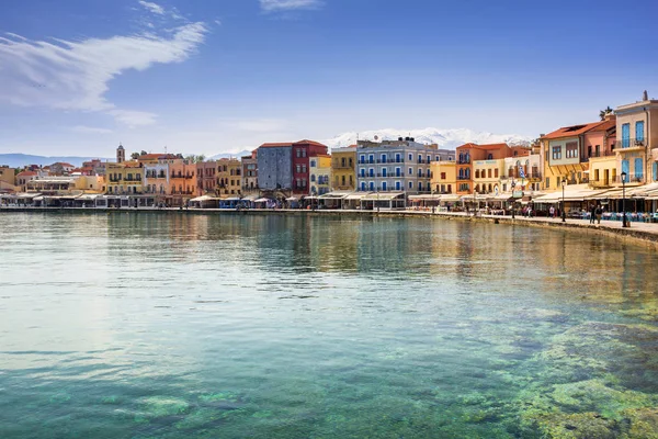 Antiguo puerto veneciano de Chania en Creta, Grecia — Foto de Stock