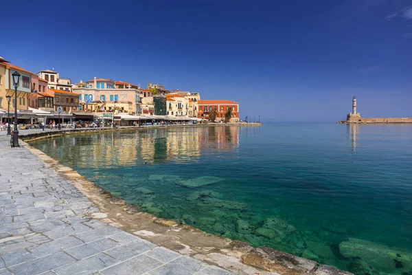 Antigo porto veneziano de Chania em Creta, Grécia — Fotografia de Stock
