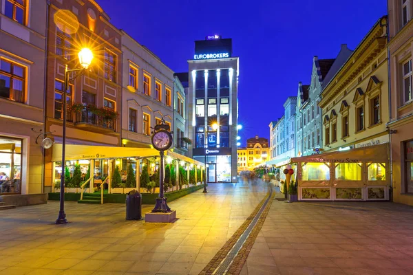 Architektur der Stadt Bydgoszcz bei Nacht, Polen — Stockfoto