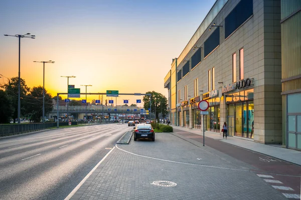 Galeria Baltycka a Danzica - Wrzeszcz al tramonto, Polonia — Foto Stock