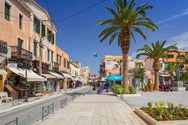 Dar sokakları ile Hatıra Eşyası Venedik bağlantı noktası Hanya Girit, Yunanistan