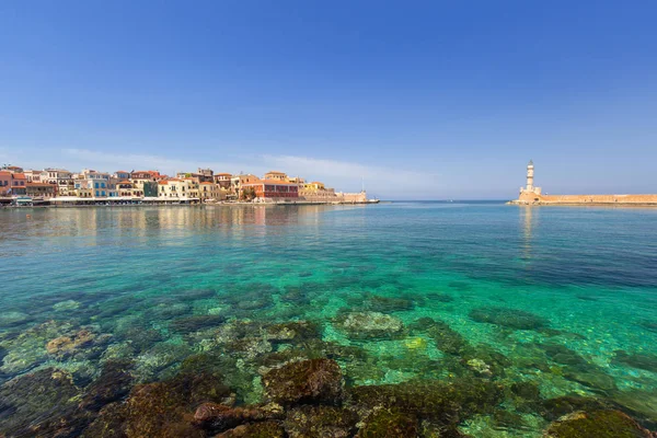 Arquitetura do antigo porto veneziano em Chania em Creta — Fotografia de Stock